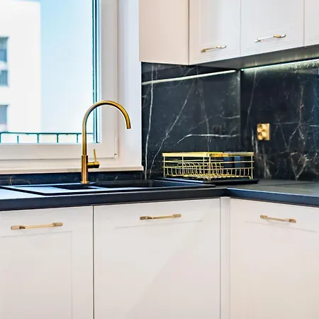 City Break Apartment Z Gabinetem, 2 Lazienkami, Tarasem I Garazem Podziemnym W Cenie Apartment *