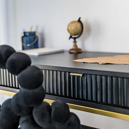 Break Z Gabinetem, 2 Lazienkami, Tarasem I Garazem Podziemnym W Cenie Апартаменты