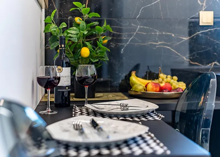 Break Z Gabinetem, 2 Lazienkami, Tarasem I Garazem Podziemnym W Cenie *