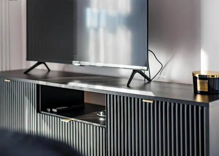 Break Z Gabinetem, 2 Lazienkami, Tarasem I Garazem Podziemnym W Cenie Lägenhet