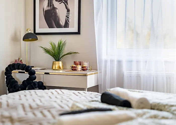 Break Z Gabinetem, 2 Lazienkami, Tarasem I Garazem Podziemnym W Cenie Lägenhet