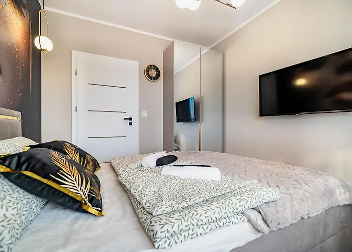 Break Z Gabinetem, 2 Lazienkami, Tarasem I Garazem Podziemnym W Cenie *